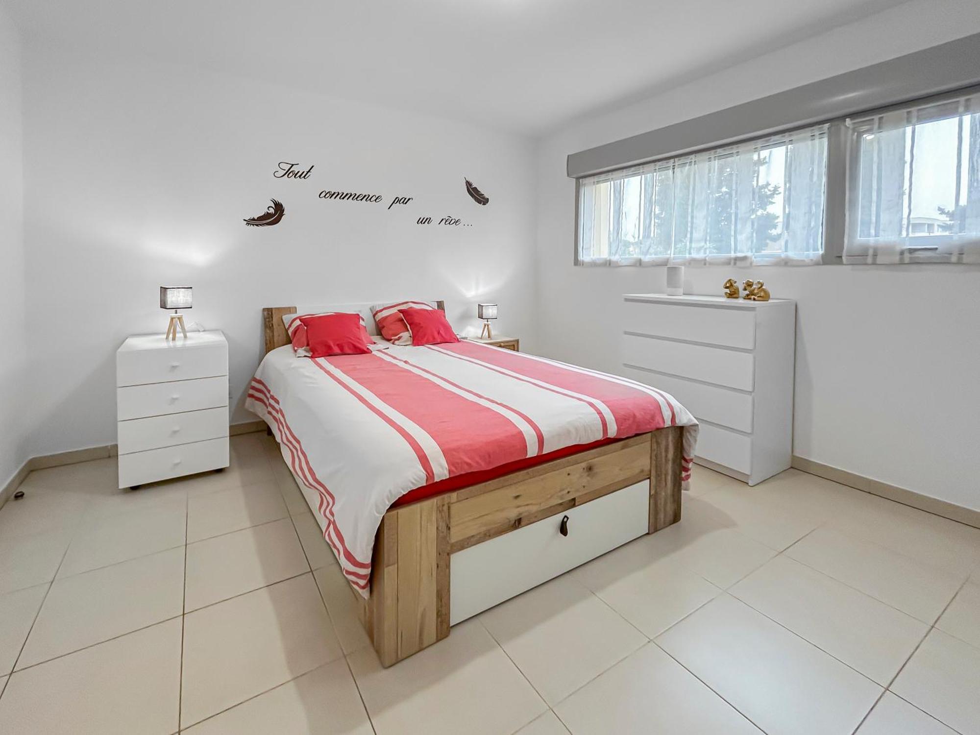 Vivez Lunel-Clim-Wifi Fibre-Parking Prive-Patio T2 Lunel (Herault) Exterior foto